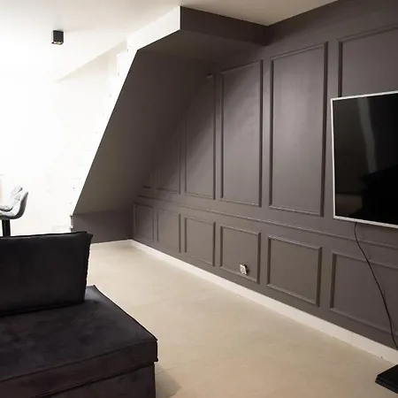 Poznan Dom - Airport Lawica 7 Km Willa *