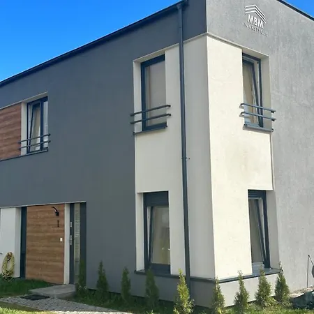 Poznan Dom - Airport Lawica 7 Km Willa